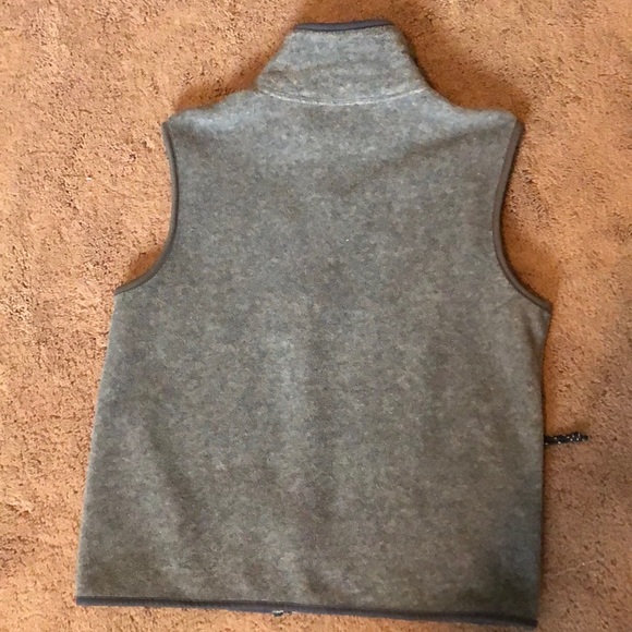 Small Old Navy Fleece vest - Picture 2 of 2